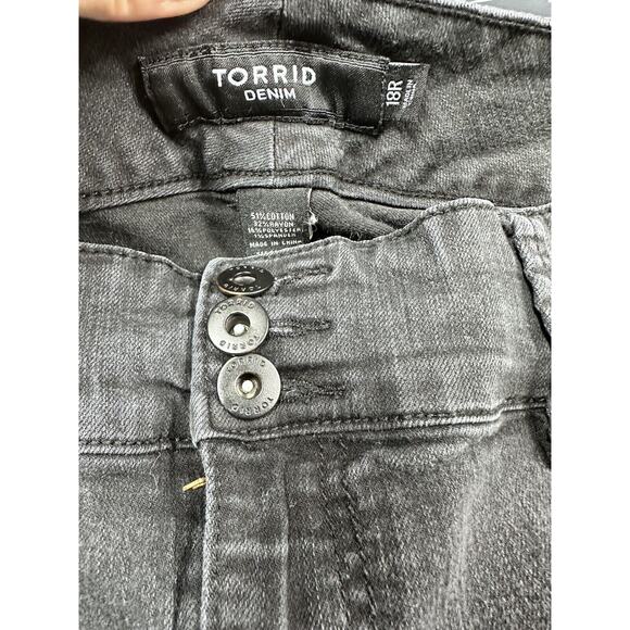 Torrid Jegging Jeans 18R Black Mid Rise Skinny Stretchy 3 Buttons Ankle - Picture 3 of 7